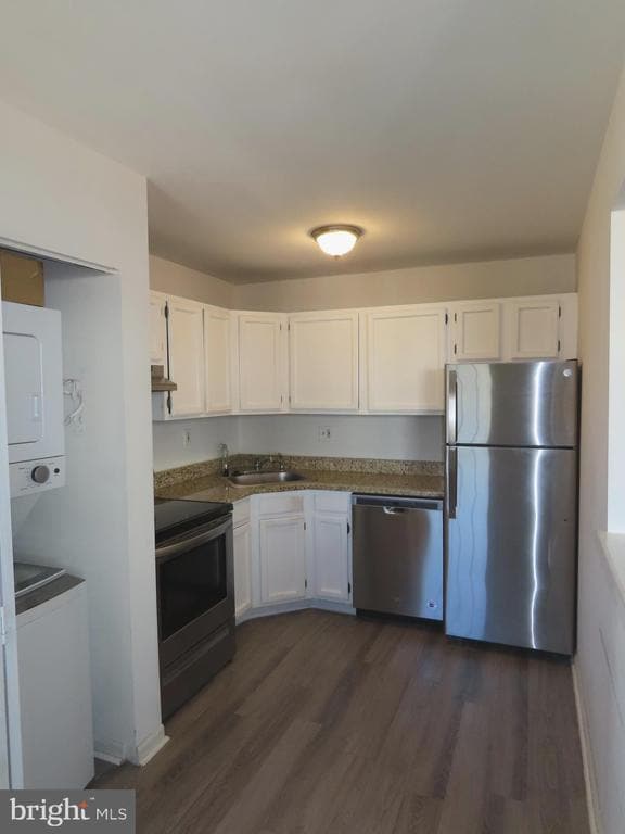 Building Photo - 403 S Main St