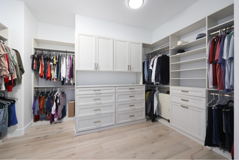 Building Photo - 13214 W Rancho Dr