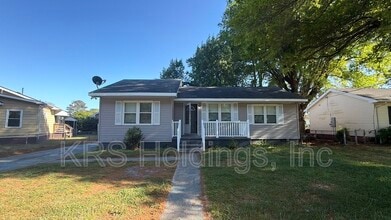 Building Photo - 903 Freedom Ave