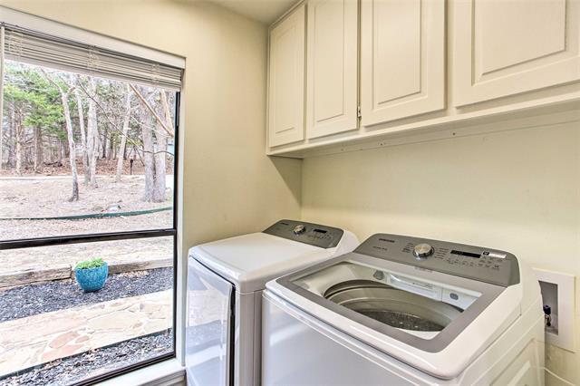 Building Photo - 997 Tanglewood Trail