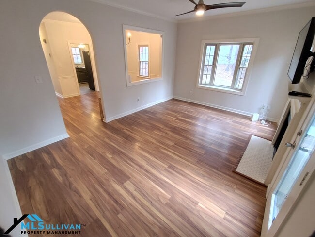 Building Photo - 126 Milford Ct