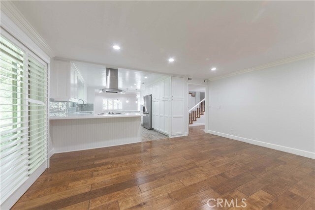 Building Photo - 14 Peartree Ln