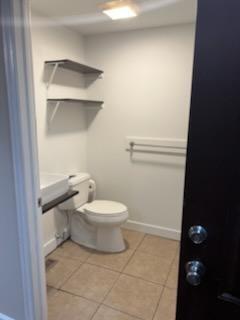 Building Photo - 212 S State Rd