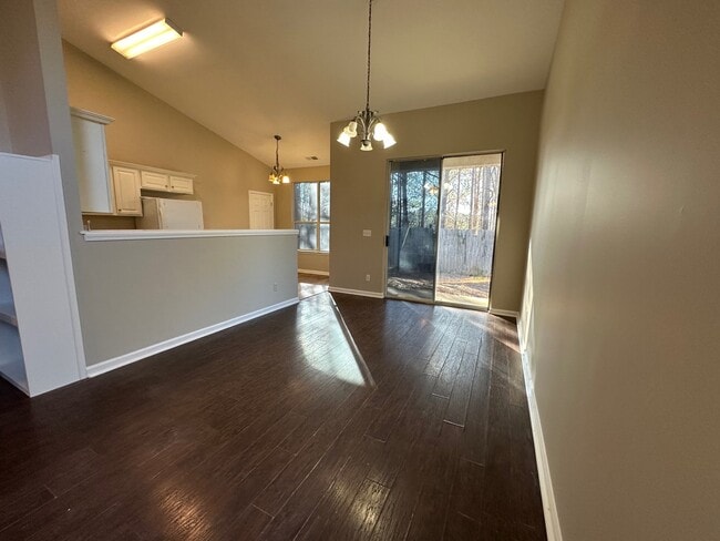 Building Photo - 108 Gardenside Dr