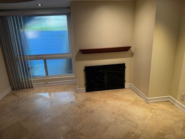 Building Photo - 11370 W Sunset Blvd