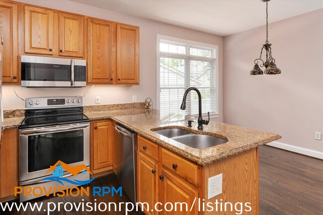 Building Photo - 618 Cypress Ln