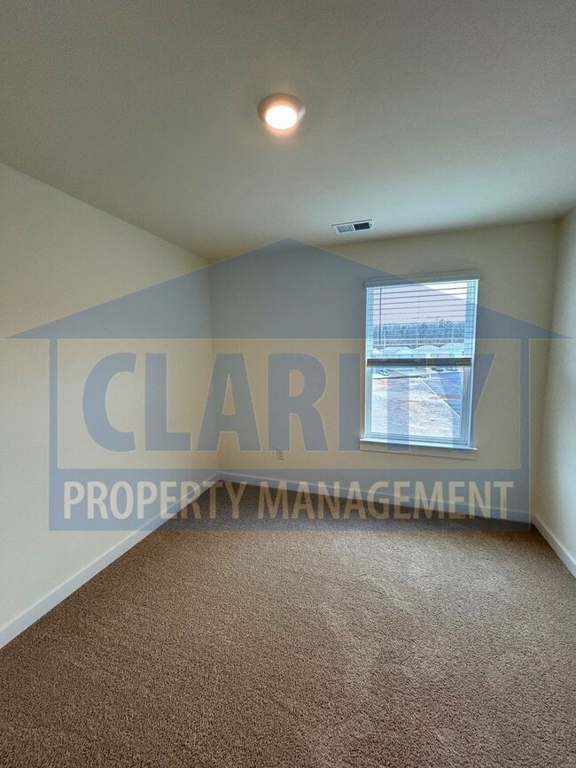 Building Photo - Newly built three bedroom townhome!