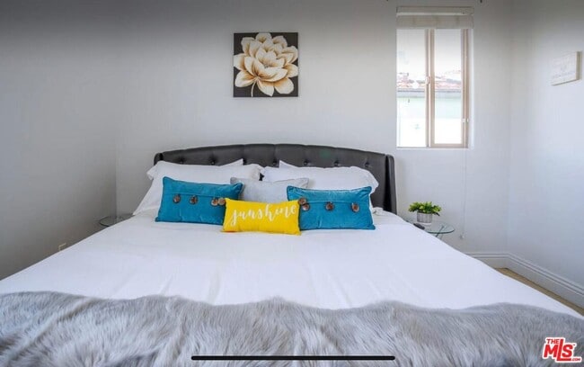 Building Photo - 19246 Liam Ln