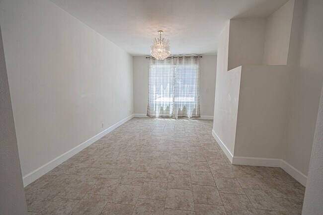 Building Photo - 27727 Spandau Dr