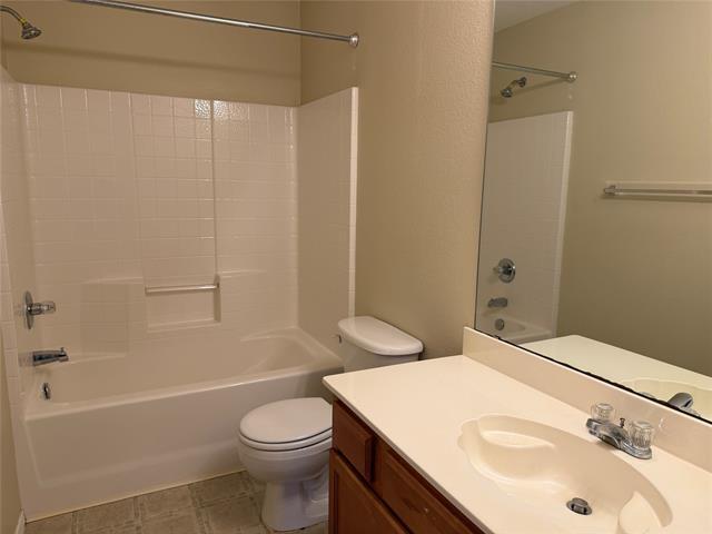 Building Photo - 301 Meadow Lark Ln