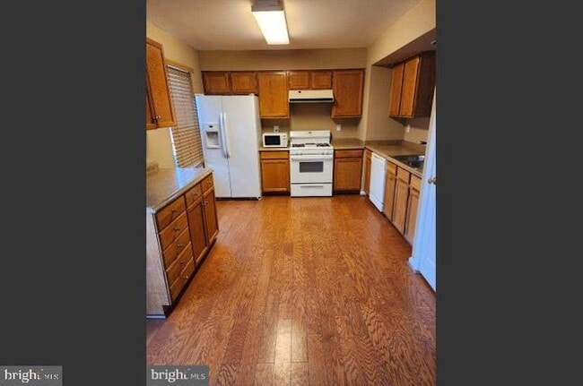 Building Photo - 14729 Flower Hill Dr