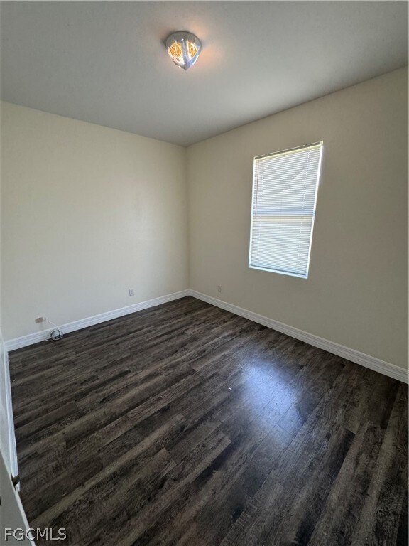 Building Photo - 8036 Buttercup Cir