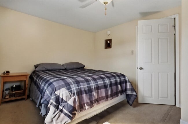 Building Photo - 76 Homeward Ave