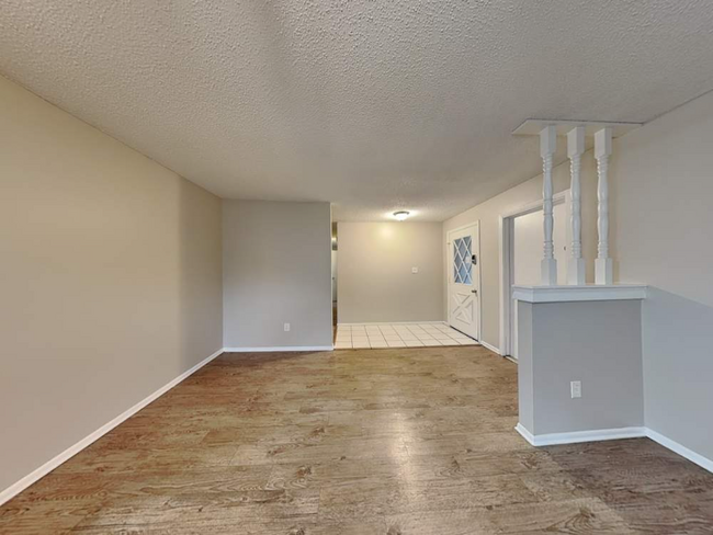 Building Photo - 4419 Orangebrook Dr