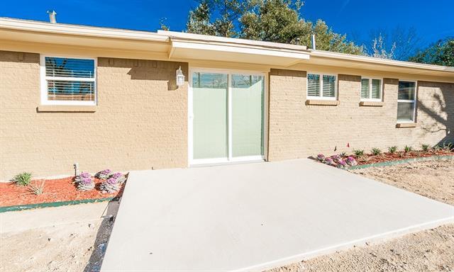 Building Photo - 8911 Angleton Pl