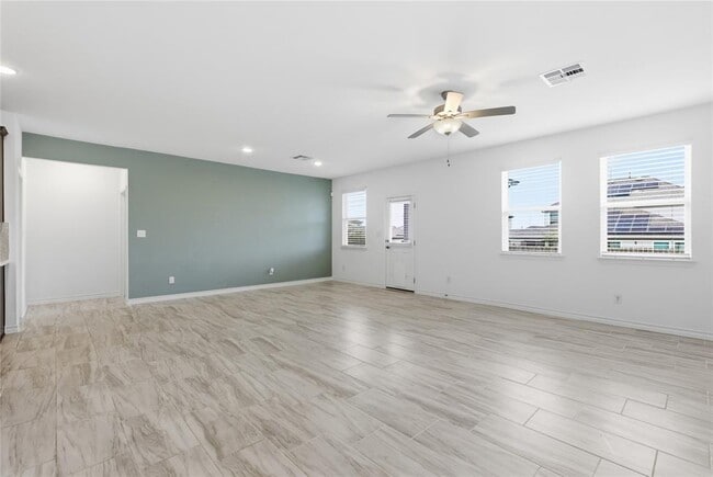 Building Photo - 209 Thurman Holt Rd