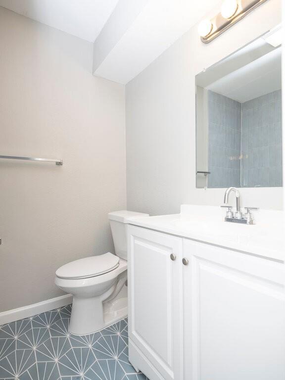 Building Photo - 2526 Glen Springs Way