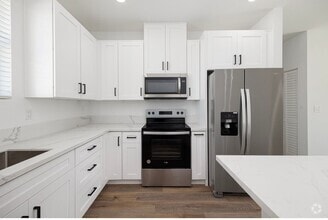 Building Photo - 1/2 Off First Month's Rent - New Construct...