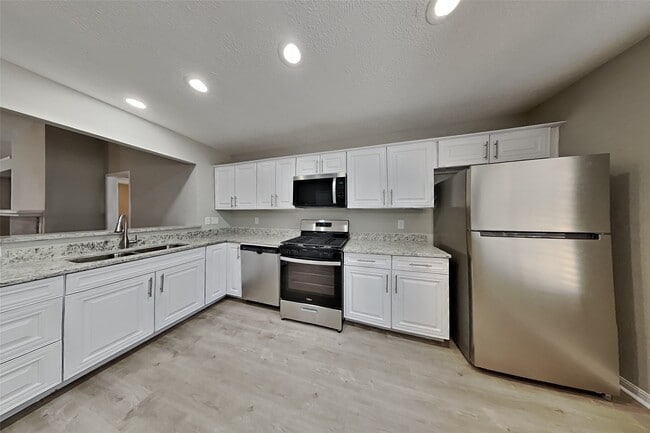 Building Photo - 19622 Westbridge Ln