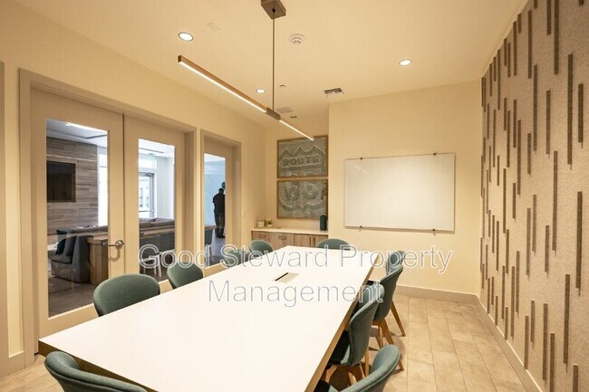 Building Photo - 9608 Nova Pl
