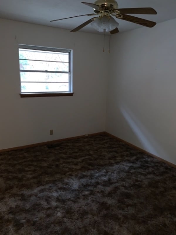 Building Photo - 2026 Brookline Dr