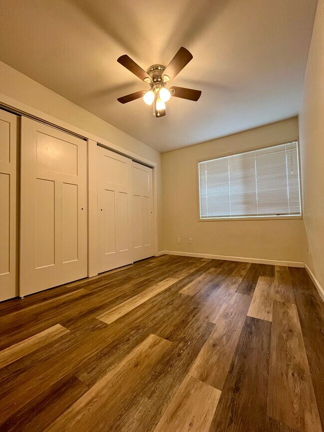 Building Photo - (WWA) 1 bedroom/1 bathroom