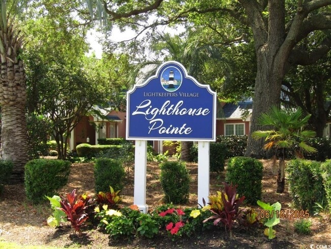 Building Photo - 4520 Lighthouse Dr