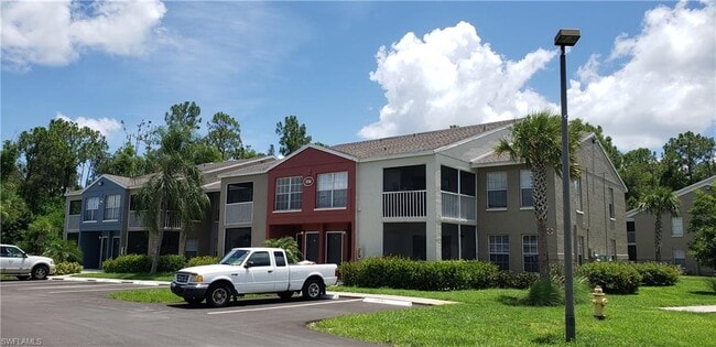 Building Photo - 194 Santa Clara Dr