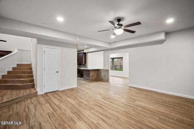 Building Photo - 7216 Desert Jewel Dr
