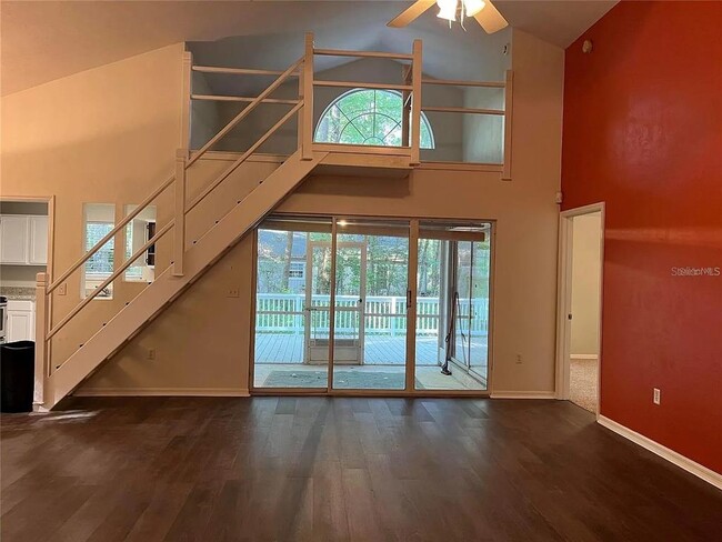 Building Photo - 5127 SW 94th St