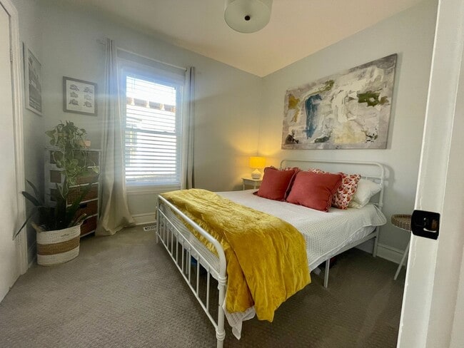 Building Photo - Large Rehabbed Portage Park Bungalow With Oversized Back Yard Oasis