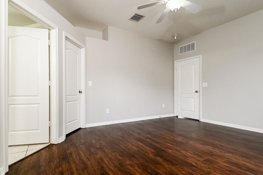 Building Photo - 13208 Cherry Bark Cir