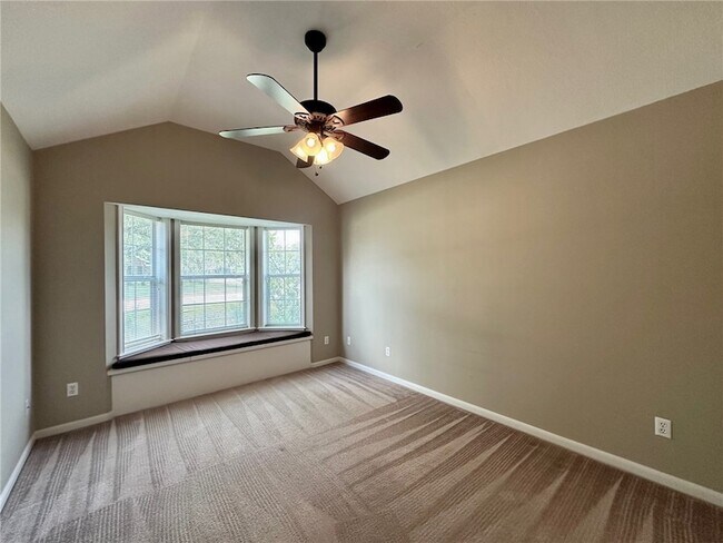 Building Photo - 4201 Bedford Ct