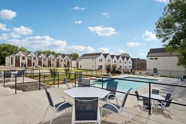 Building Photo - BRAND NEW LUXURY 3 BEDROOM 2.5 BATH TOWNHO...