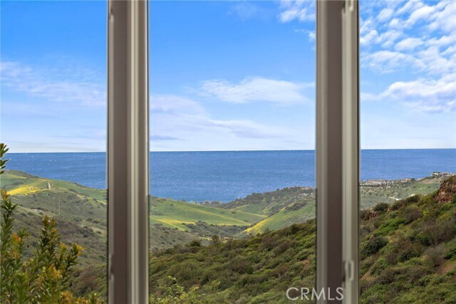 Building Photo - 27 Pacific Mist