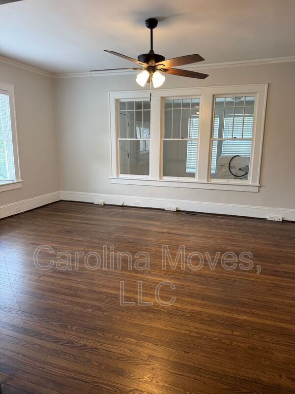 Building Photo - 112 Lavinia Ave