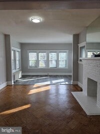 Building Photo - 473 N Grove St