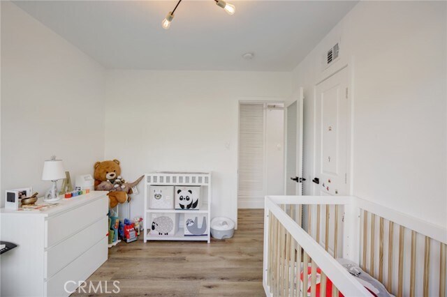 Building Photo - 8161 Encino Ave