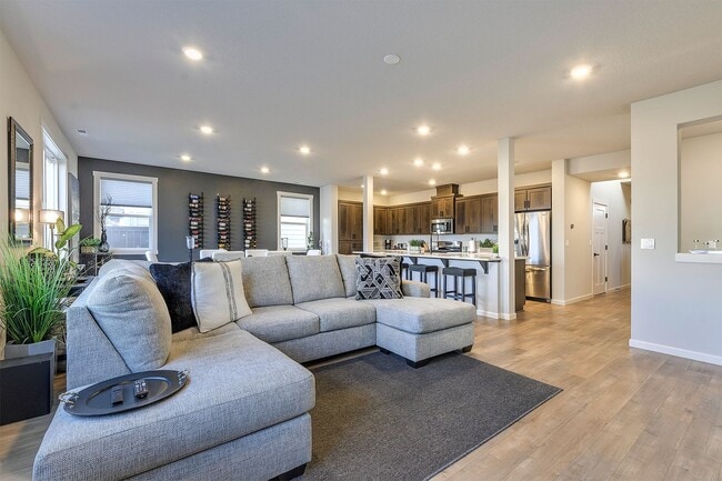 Building Photo - New 4 bedroom, 2.5 bath home in NW McMinnville