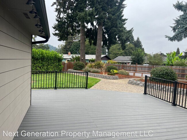 Building Photo - 3 br, 1 bath House - 751 Laksonen Loop