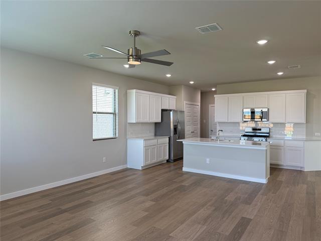 Building Photo - 5800 Briarcroft Dr