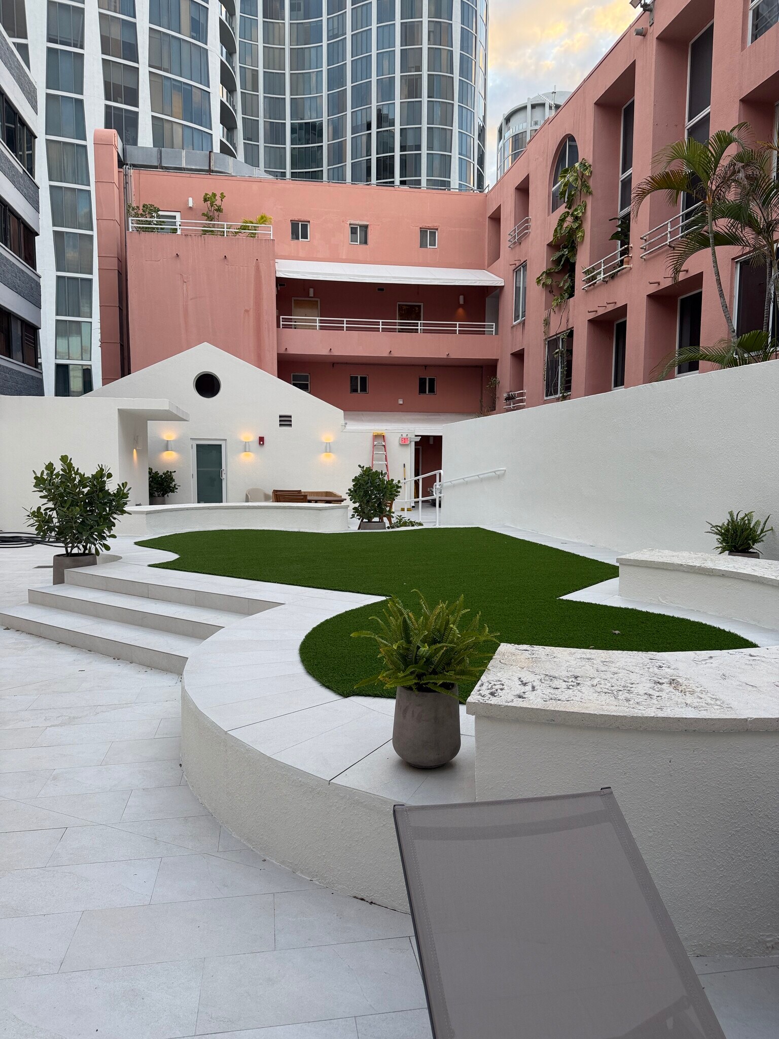 Building Photo - 2801 Florida Ave