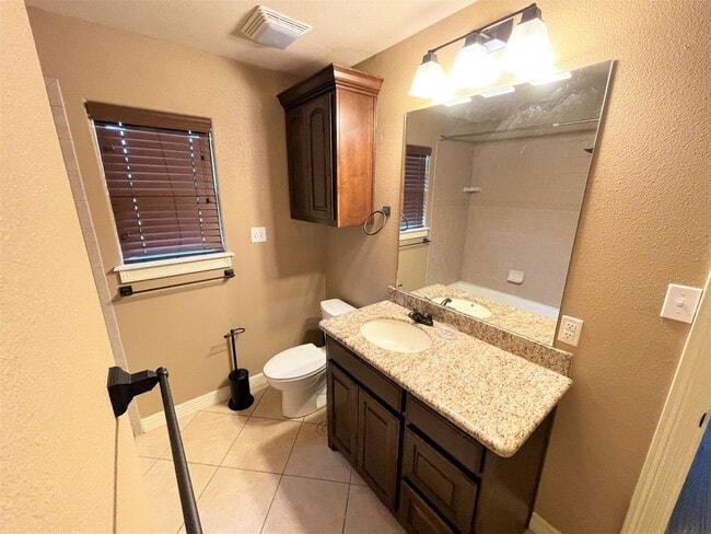 Building Photo - 3699 Canyon Ln