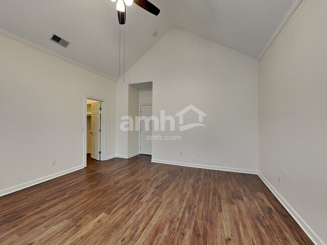 Building Photo - 109 Magnolia Dr