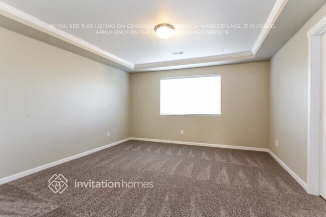 Building Photo - 16516 25th Ave Ct E