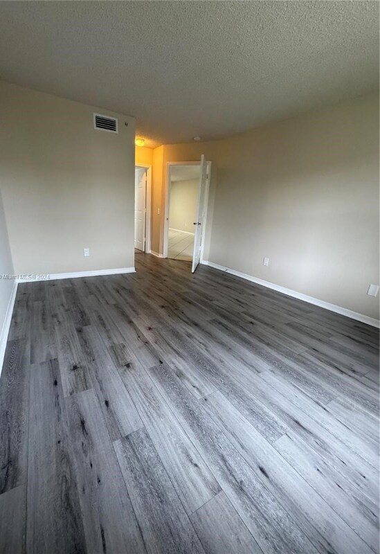Building Photo - 165 NW 96th Terrace