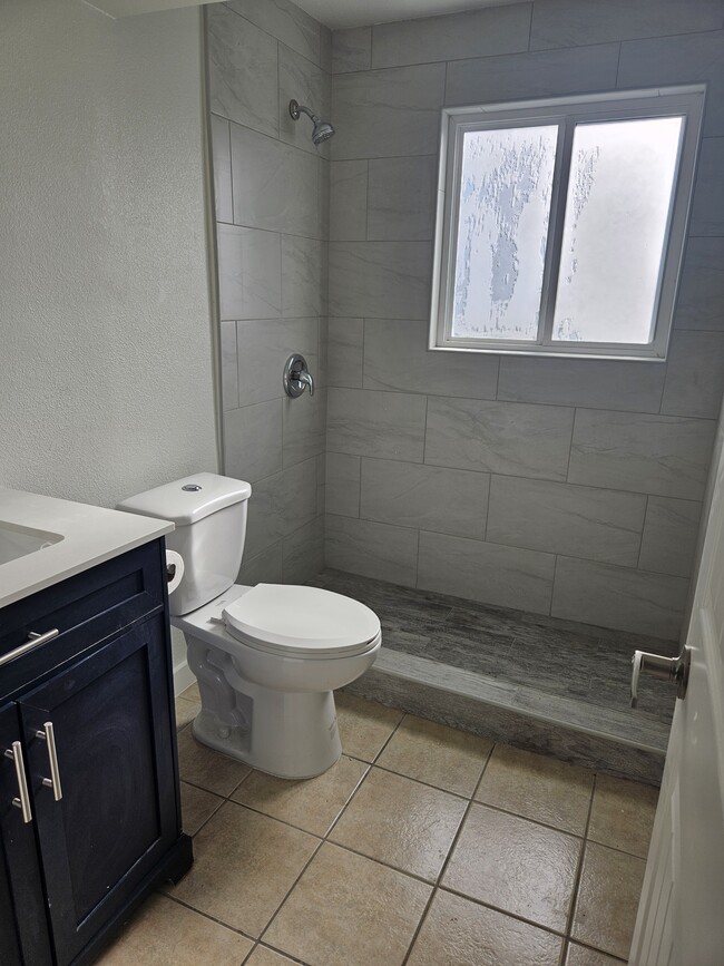 Building Photo - 11220 Wharf Cove Dr