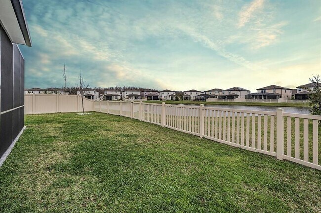 Building Photo - 7446 Yale Harbor Dr
