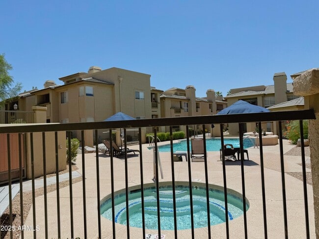 Building Photo - 3980 E Pinon Ct