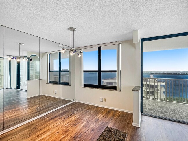 Building Photo - 5480 N Ocean Dr